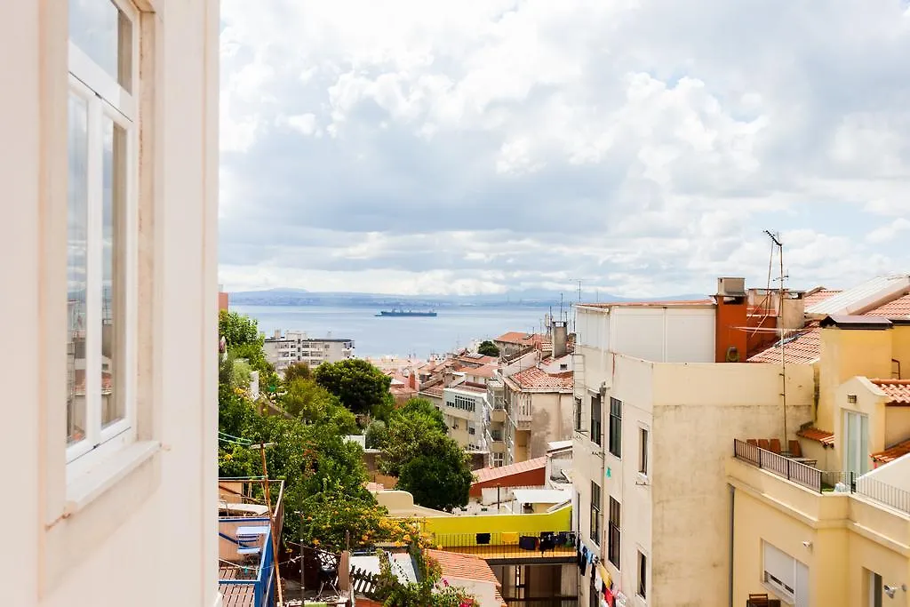 Your Lisbon Home Santa Apolonia Apartmán